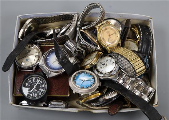 A quantity of assorted gentlemans wrist watches including Roamer, Smiths and Longines.
